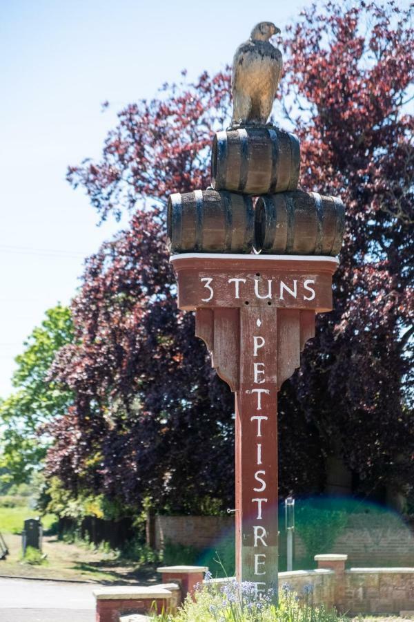 Weeping Willow - Three Tuns Apartments, Pettistree, Wickham Market - By Aldeburgh Coastal Cottages エクステリア 写真